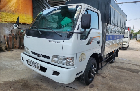 Kia k165